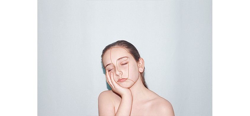 Photo of a girl with a line drawn around her facial features